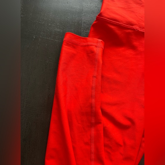 Old Navy Active Small Red Extra High Rise Legging Go-Dry PowerSoft - Picture 2 of 6